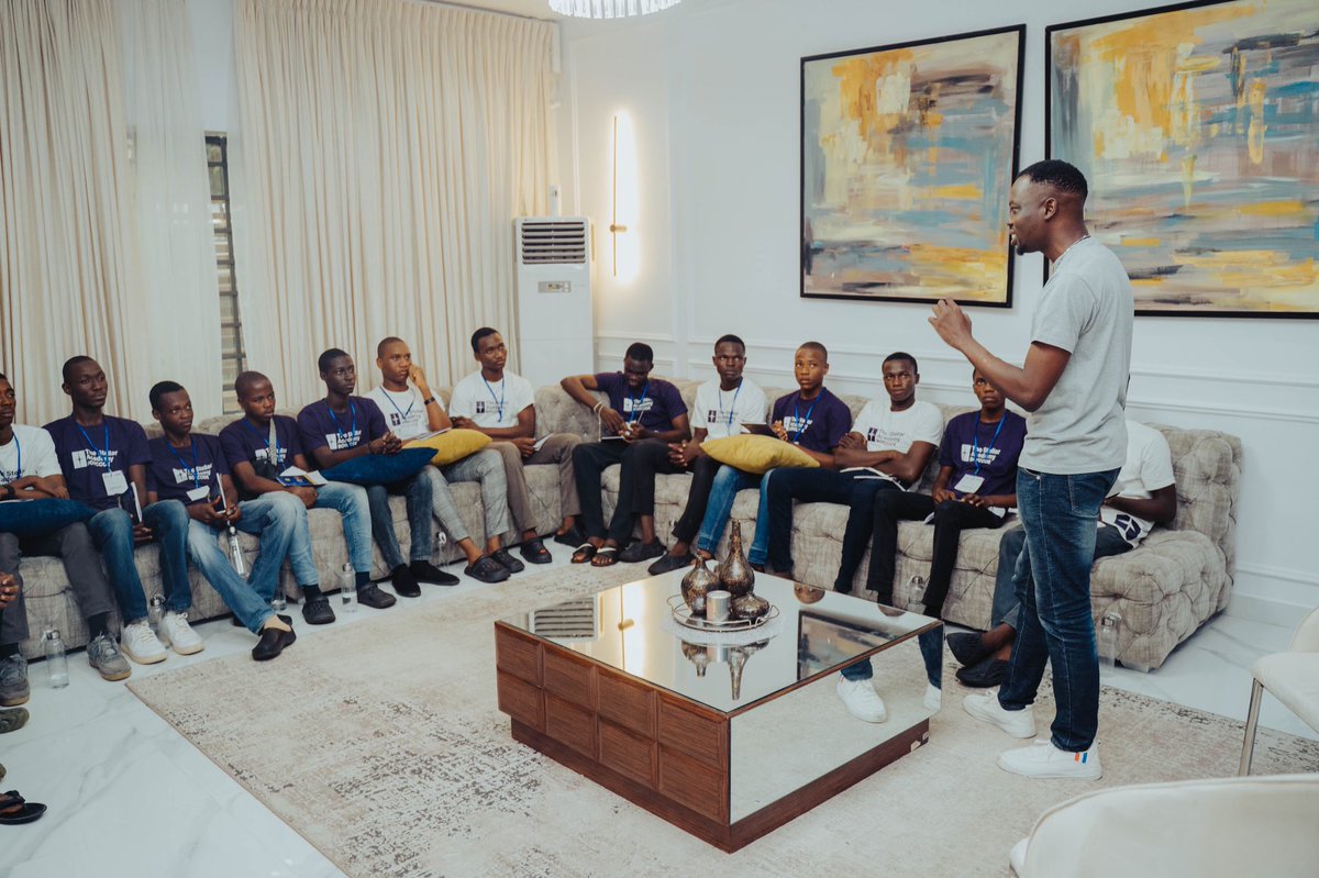 agbajegoriite's tweet image. In H1 2023, @vestiofficial had the incredible opportunity to be part of the Boycode Bootcamp, an event hosted by the prestigious @TSI_academy @Presheniayekan

#VestiCSR #StellarAcademy #BoycodeBootcamp #TechTalents #AfricanInnovation #EmpoweringYouth #TechForAfrica