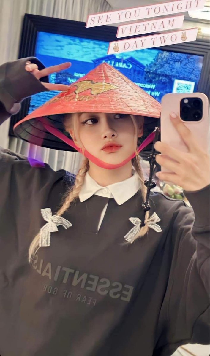 YeuRose2503's tweet photo. Sẽ nhớ bé Chipmunks Rosie nhìu nhắm 🥺 https://t.co/U3ekx4SyJR