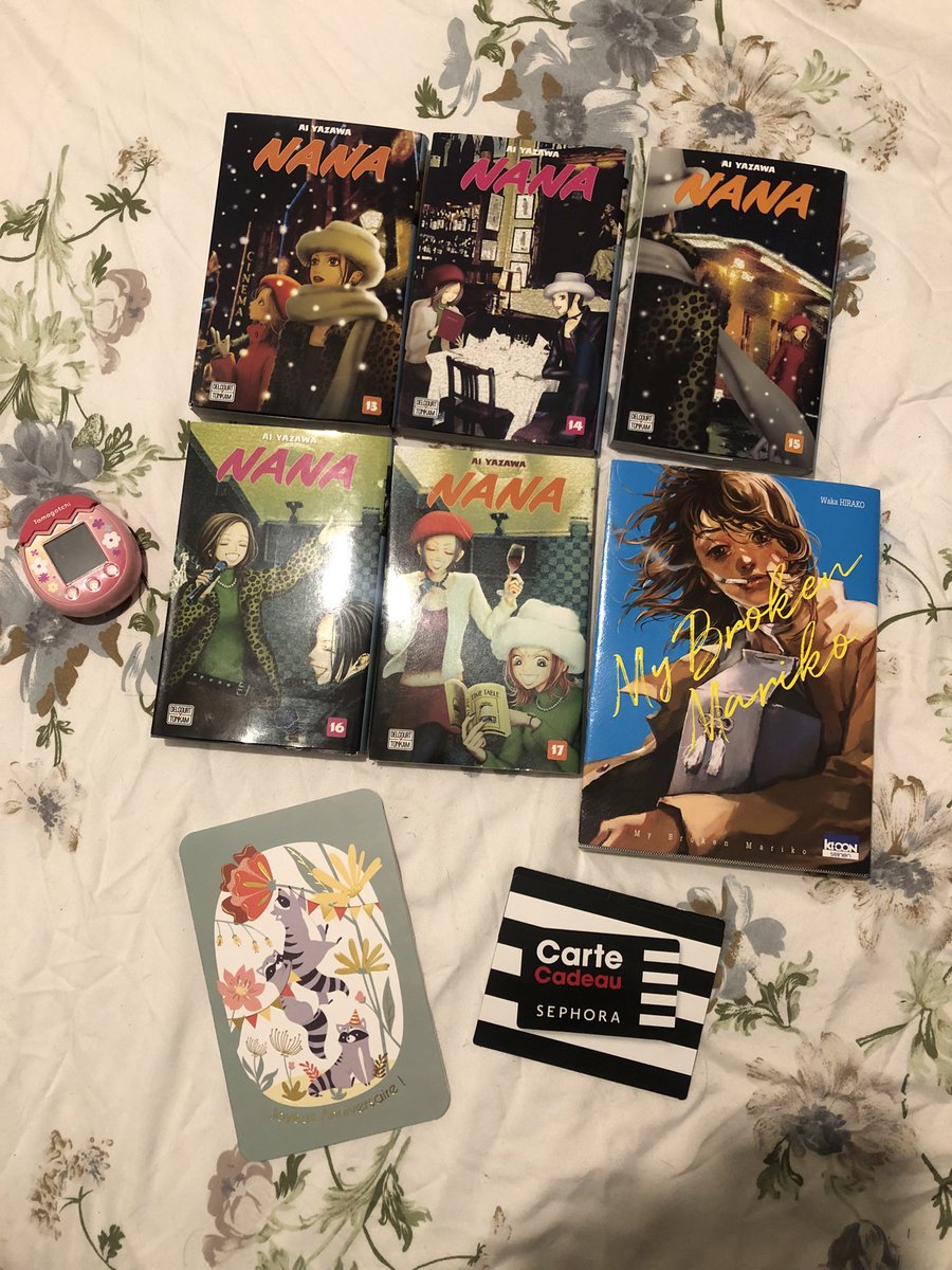 _em0kira's tweet photo. mon copain et mes besties ils sont trop gérés pour mon anniv snif je mérite pas autant https://t.co/MLWfcRcmH2