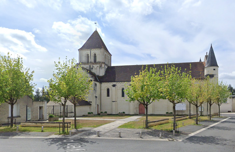 F_Desouche's tweet photo. Lencloître – 2.500 habitants (86) : une église du XIIe siècle, classée monument historique, vandalisée
https://t.co/K8J1XOt6A9 https://t.co/ZRW2wsmzN7