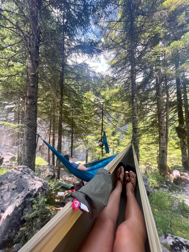 LUNAsandals's tweet photo. GO OUTSIDE today!
Rest, run or just explore don't forget to ask your body: " What do you want today?"
.
.
.
2nd pic: @lazarouantigoni
#madeforadventure #adventureaddiction #backyardadventures #spontaneousadventures #adventuresquad #adventure_time
#runnersworld https://t.co/jdFi9ieOBA