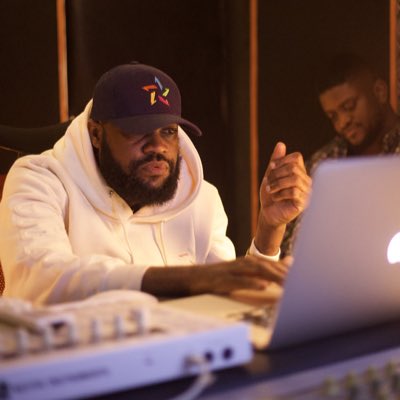 MevRecords's tweet image. #NouvellePhotoDeProfil