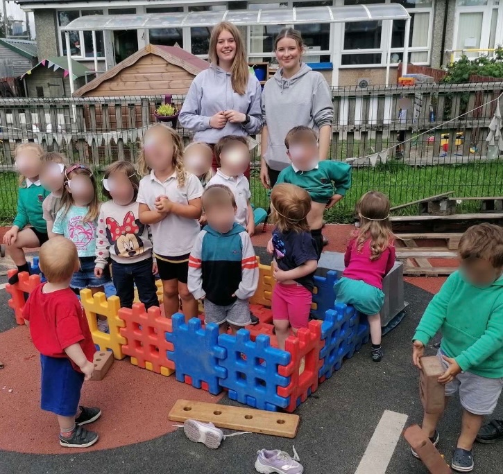 Braf oedd cael rhoi’r cyfle i Fl.12 ddiwedd tymor a diolch  i’r holl weithleoedd a chyflogwyr am eu cefnogaeth gyda wythnos profiad  gwaith.   A huge thanks to all workplaces and employers with supporting our Yr.12 work experience week. <a href="/Godrer_Berwyn/">Ysgol Godre’r Berwyn</a> <a href="/GyrfaCymru/">GyrfaCymru</a>