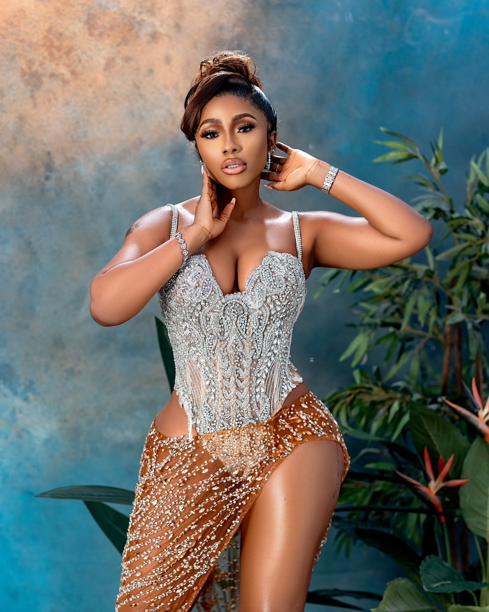 real_mercyeke's tweet photo. She who REIGNS supreme🥵🥵🥵

#BBNaijaAllStars #BBNaija https://t.co/7RuARkTSyj