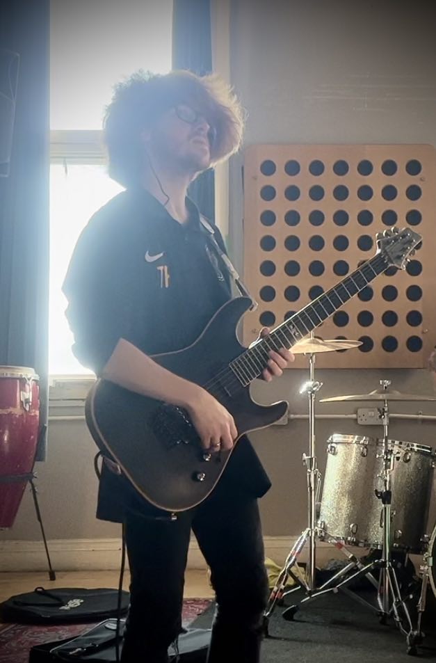 burn_crown's tweet photo. The Future is now! We are super excited to announce the arrival of our new guitarists Sam and Darrell. 

These guys are absolutely awesome and you're not going to want to miss what we've got planned

#ukband #ukmusic #music #metal #metalmusic #metalband #guitarist #burnthecrown https://t.co/ZAPzmZ5hhU