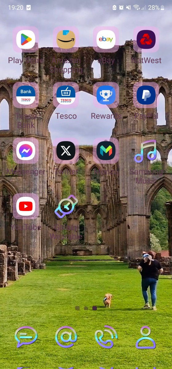 british_storm's tweet photo. can we please have a different logo for the app? it looks like ive bloody downloaded a porn app #TwitterBird https://t.co/QMfFWmpDqj