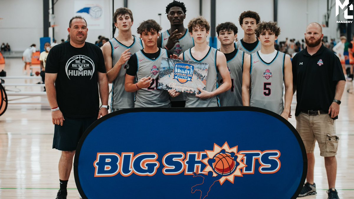 BIG SH🏀TS tweet media