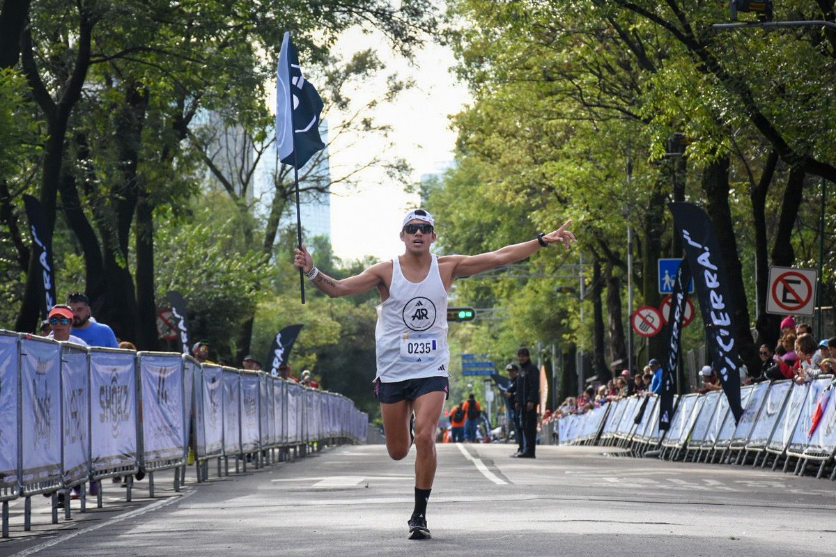 📸| Revive los mejores momentos y el gran ambiente que se vivió en el Split Adidas 30K.

Recuerda que es el último entrenamiento rumbo al Maratón de la Ciudad de México Telcel 2023.💪