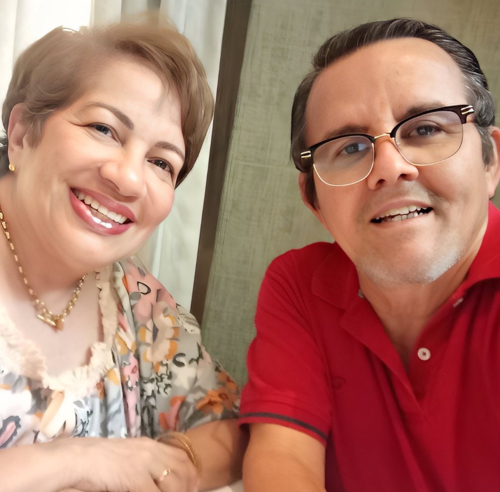 Celebrando el Día del Padre en Turo. No es como dicen, todos los lugares llenos, los padres sí valemos 😂