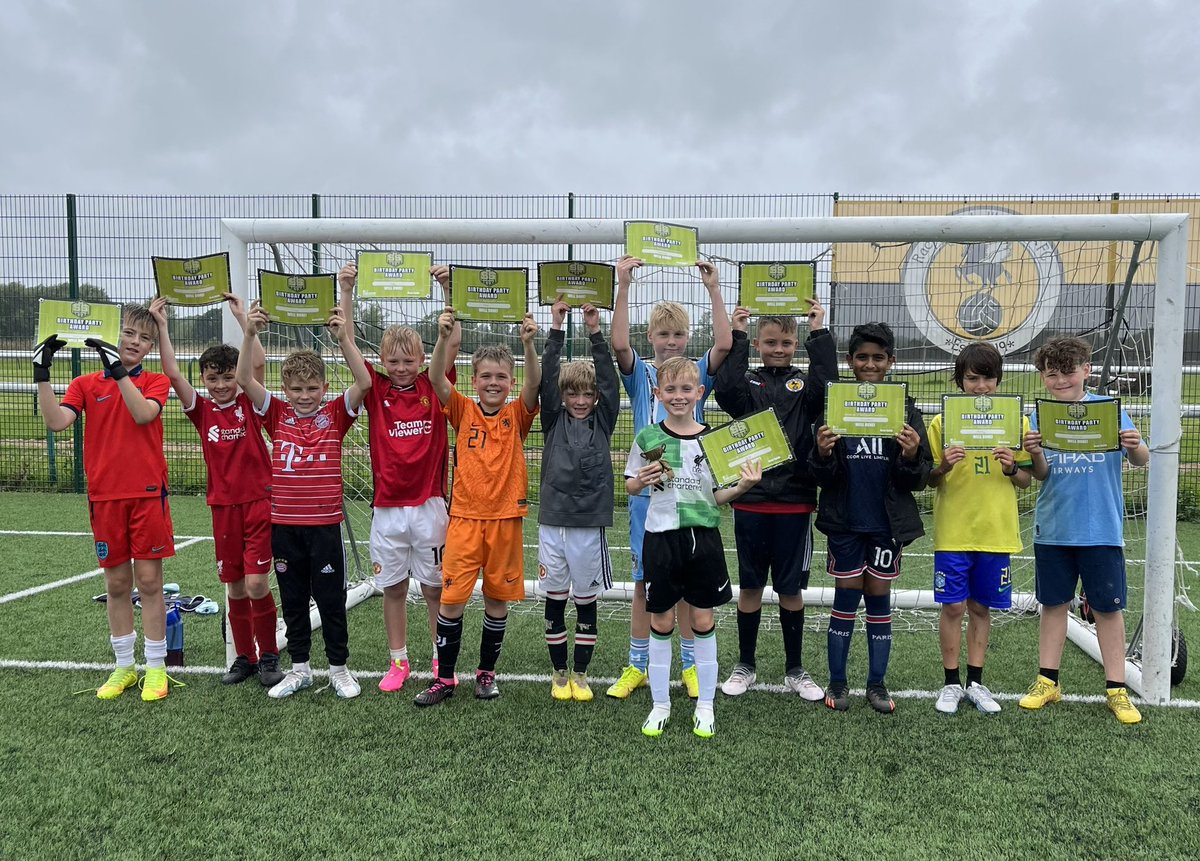 SSCOACHING121's tweet photo. HAPPY BIRTHDAY HUGO 🥳

The rain didn’t stop these bunch of lads having a blast 💥Hugo celebrated his 10th birthday &amp; invited his whole football team to come &amp; join in the fun 🎉⚽️

Hope you had the best day mate, until next year 🏆⚽️ https://t.co/QSNFbwi4FK