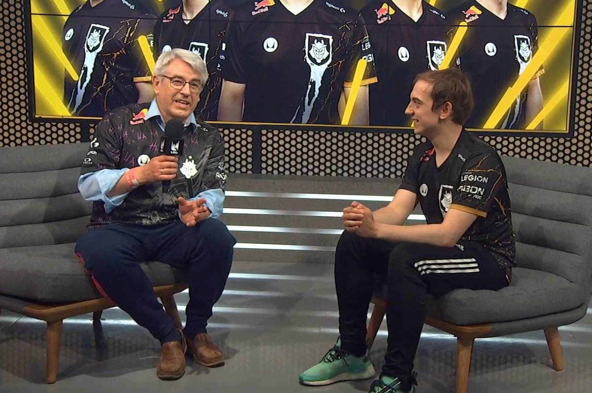G2League's tweet photo. Two GOATs in one pic 🥰 https://t.co/ivNQelmTQa