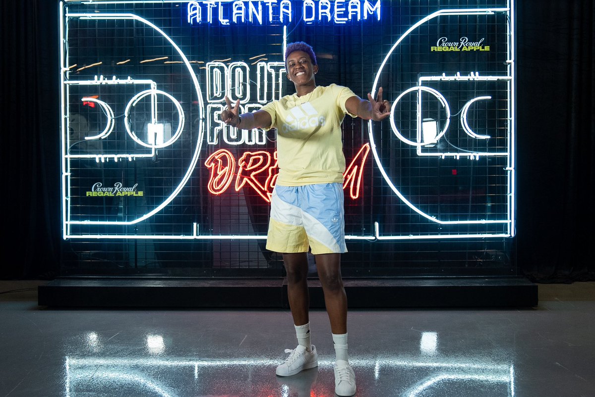 AtlantaDream's tweet photo. We can’t make this up 🥹🫶🏾
#DripCam | @CrownRoyalAPPLE https://t.co/3uY2I0IbwW