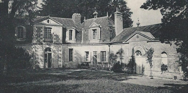 MonumentumFr's tweet photo. Manoir des Hamardières à #Fondettes (#IndreEtLoire) Le domaine appartenait, en 1716, à Nicolas Patas, maire de Tours. Type de la maison de campagne tourangelle du XVIIIe siècle, le manoir a conservé son état pr...
Suite 👉 https://t.co/6d5uvS4IOi
#Patrimoine #MonumentHistorique https://t.co/Fquuf792Ah