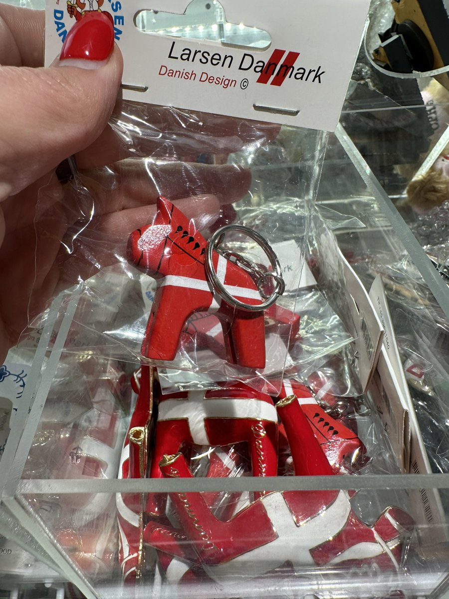 Lina Skandevall tweet media