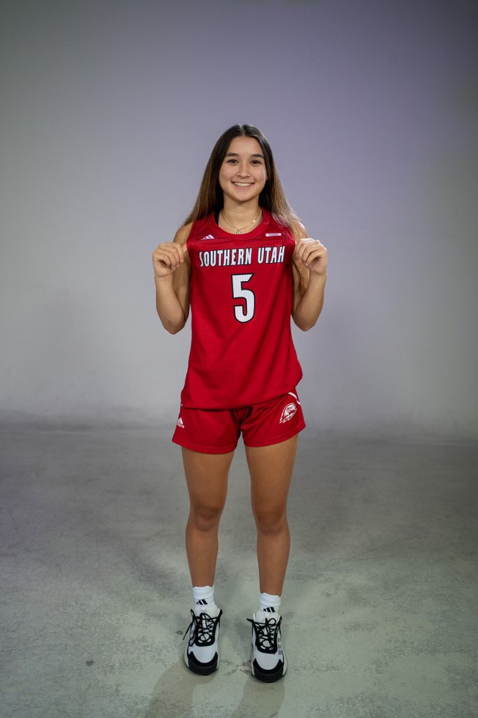 Sierra Chambers (@_sierrachambers) on Twitter photo Excited to announce my commitment to play D1 basketball at Southern Utah University! Go Thunderbirds β€οΈπ€
<a href="/SUUWBasketball/">SUU Womenβs Basketball</a> <a href="/CalStars/">CalStars</a> <a href="/Srvladywolves/">San Ramon Valley Womens Basketball</a> Excited to announce my commitment to play D1 basketball at Southern Utah University! Go Thunderbirds β€οΈπ€
<a href="/SUUWBasketball/">SUU Womenβs Basketball</a> <a href="/CalStars/">CalStars</a> <a href="/Srvladywolves/">San Ramon Valley Womens Basketball</a>