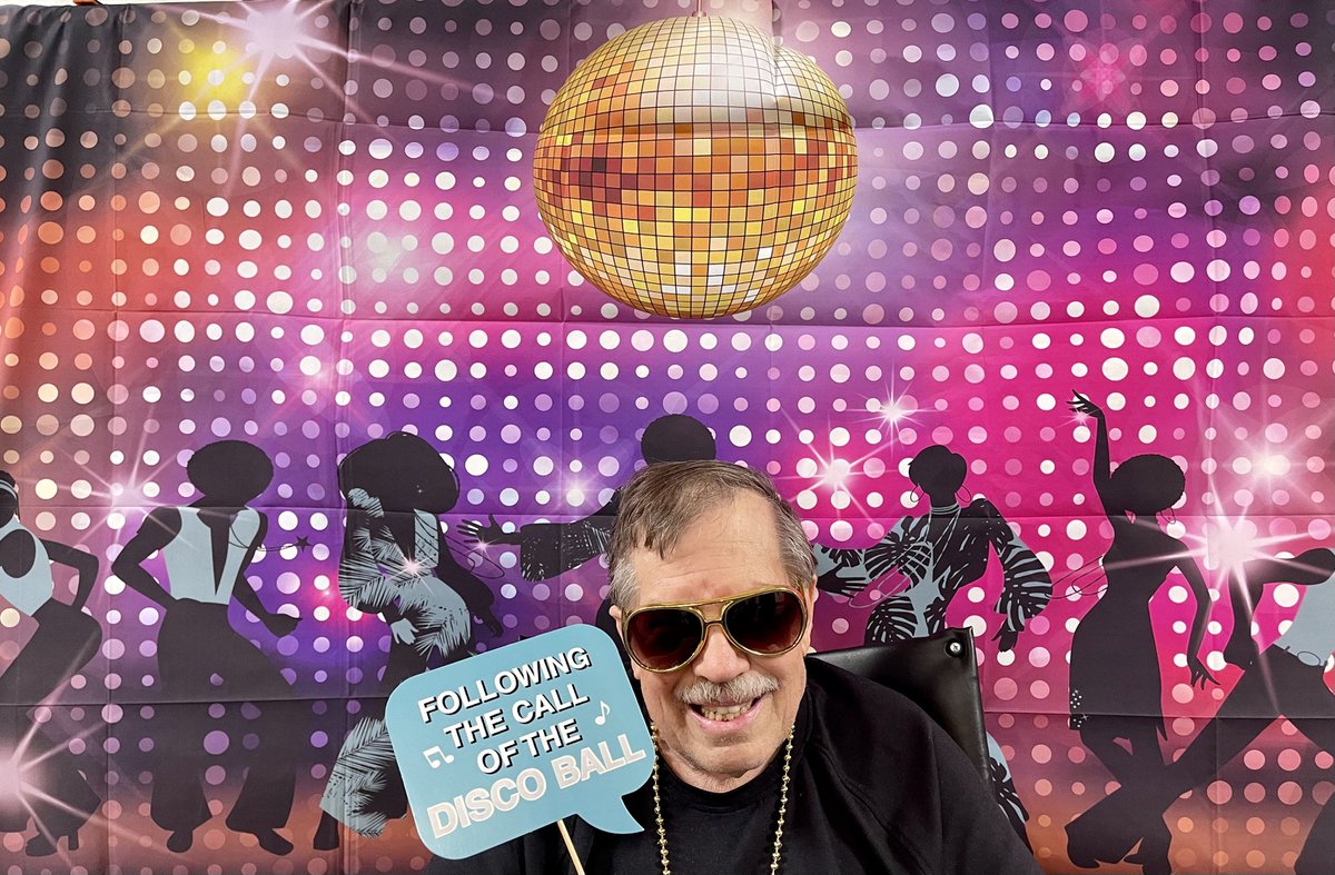TaylorSpringsHC's tweet photo. Let’s Boogie!! Legacy residents had the grooviest time during our 70s themed Happy Hour!🕺🏻🎶
#Trilogythemeweeks #GroovinwithTrilogy #DancingthroughtheDecades #Legacy #TrilogyBFF #TaylorSpringsHC https://t.co/Pysoc6hDiv