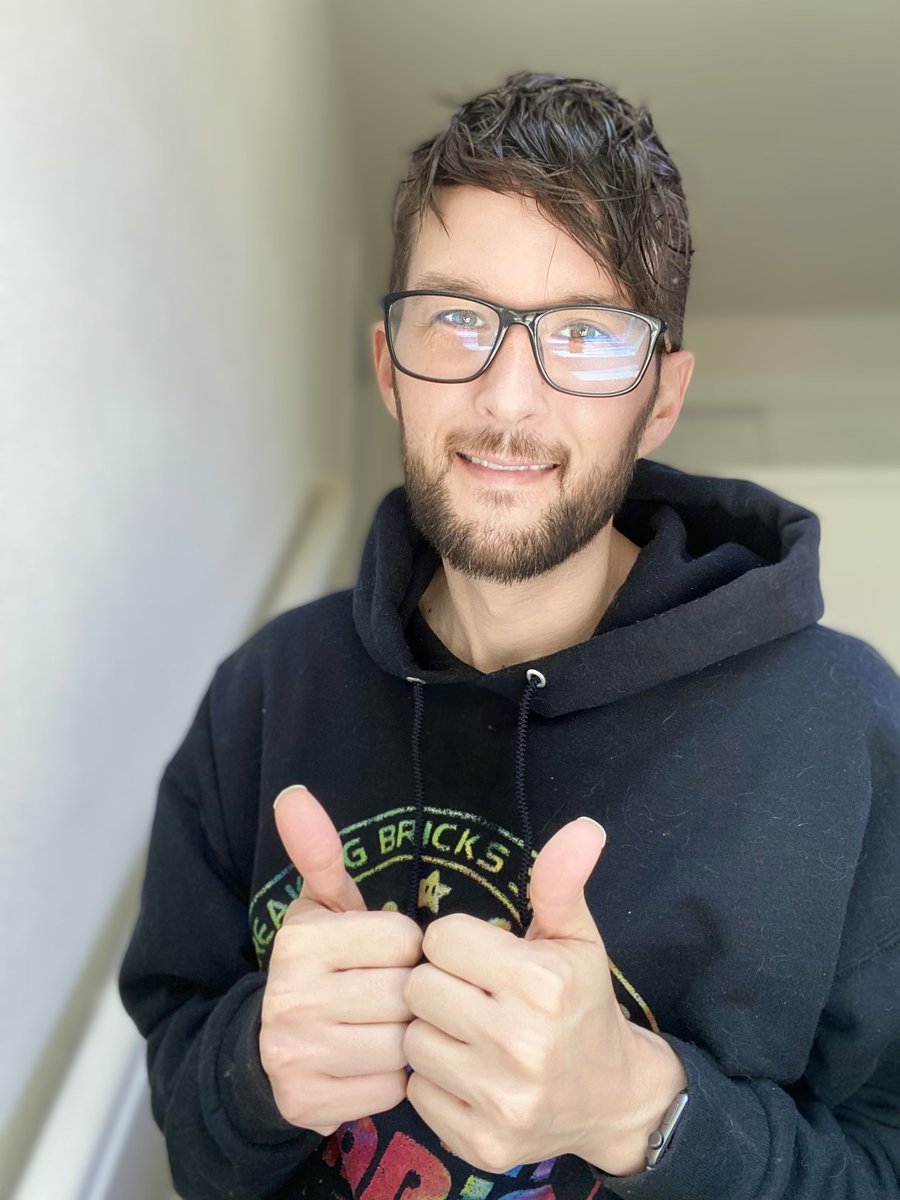 therealsupdamo1's tweet photo. Hiiiiiiiiiii π Live on twitch with PUBG #PUBG #gamingcommunity #Giveaway #Raffle #winnerwinner #FYP #awkwardsmile #Smile https://t.co/chvTvzCtbO