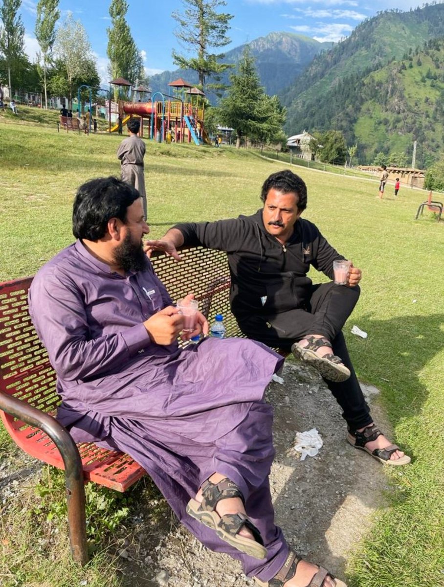 AzmatKakar12's tweet photo. Enjoying Kashmiri Tea at Upper Neelum valley. https://t.co/CFHSIboO8e