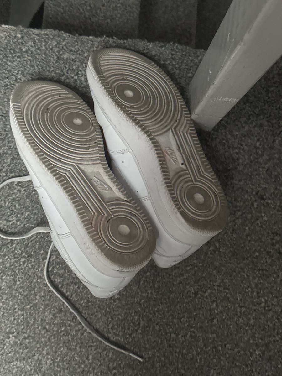 MasterJacob1421's tweet photo. Which slave is looking to lick my airforces clean 😈

RT and get in my dms

#master_updates #alphamaleworld1 #rt4kings #findom #cashmaster #paypig #alpha #footmaster #twink #domination #submission #cashpiggy #humanatm
@RT4Masters
@RTslavemaster
@FindomRT8
#airmax95 #shoesforsale https://t.co/JmEcpPNc5V