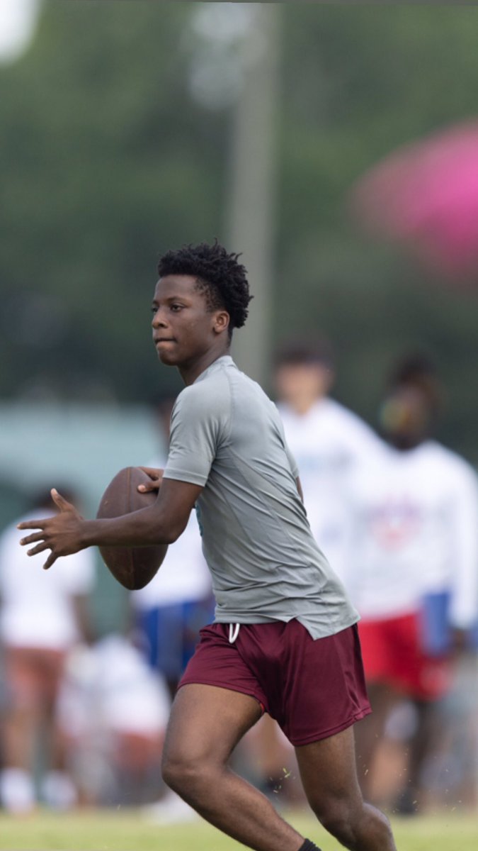 joshquiles28's tweet photo. Pictures from the 11 on 7v7 Jacksonville jaguars Nike tournament @FlaHSFootball @PHS_TigersFB @dowork_sports @Coach_CTyson #QB1 https://t.co/F438gNj2fz