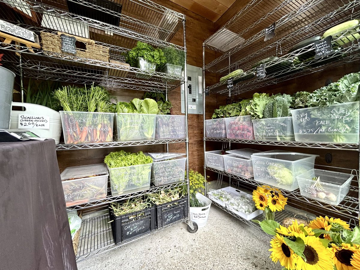 EastRidgeFarms's tweet photo. How the #farmstand is looking at 12pm today!
Come get some #veggies!
#farmtotable #farmdirect #local #natural #food #betterthanorganic #vegetables #garlic #flowers #supportlocalfarmers #buybc #bcfarmfresh https://t.co/Ao4CJrA5My