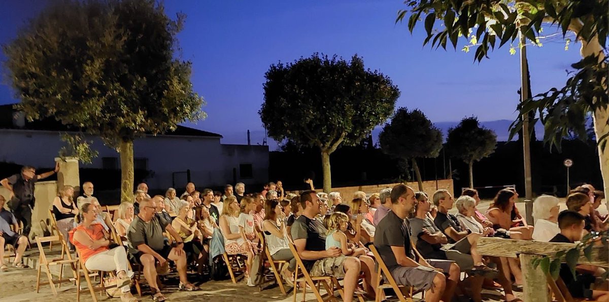 AjBascara's tweet photo. Amb l’actuació dels Músics de Km0, tanquem el cicle cultural “Divendres a la Fresca”.

Gràcies a tothom i fins l’estiu vinent! 

Visca la música, la cultura i el poble 🎼🎤

#municipi #bàscara #calabuig #lesroques #Orriols #fempoble #divendres #divendresalafresca #nits #nitsestiu https://t.co/Y80Oa6F1BG