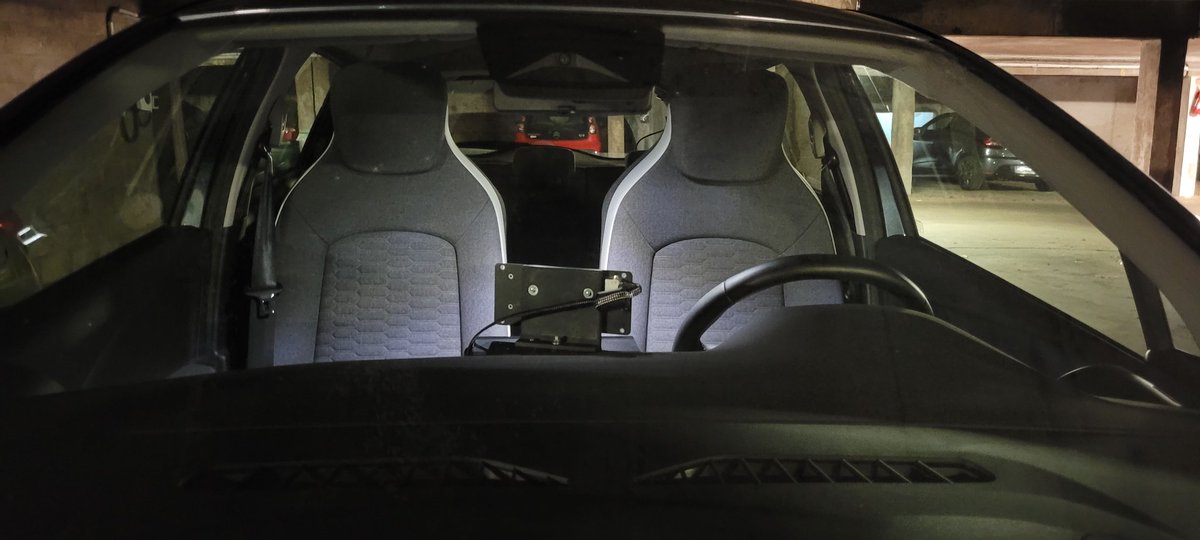 f1ubl's tweet image. J'ajoute quelques photos du support pour donner une idée de ce que ça donne.
#icom #ic706