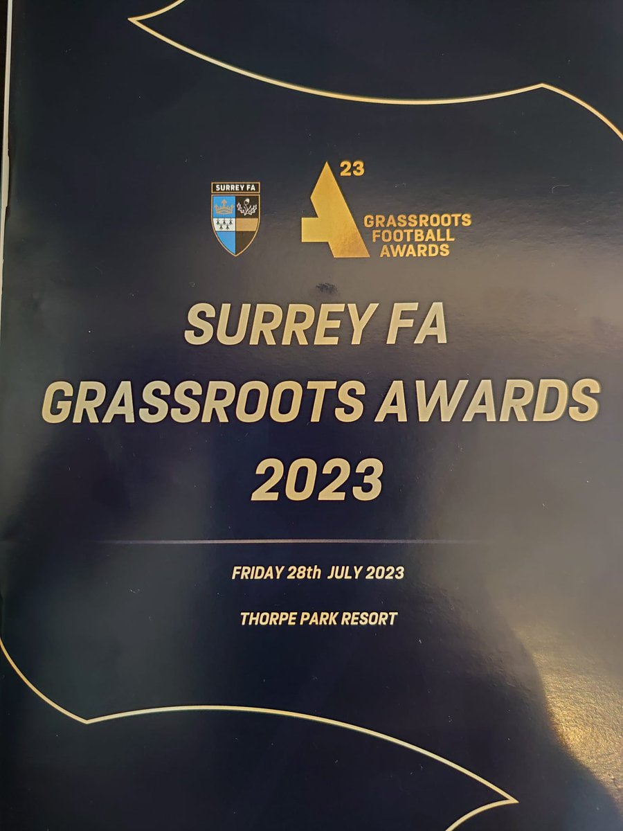 WestsideFc_'s tweet photo. 🟡🔵 AWARDS UPDATE 🟡🔵

Congratulations to our own Jane Walters for winning club welfare officer of the year at the @surreyfa grassroots awards providing an opportunity for over 700 young people to play football in Wandsworth. https://t.co/4dKunzugNo