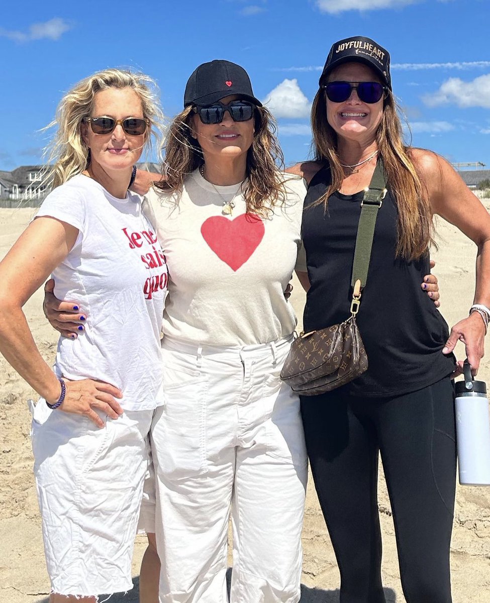 mhargitay__'s tweet photo. Brookriska 🥹 https://t.co/ppJDT5GigC