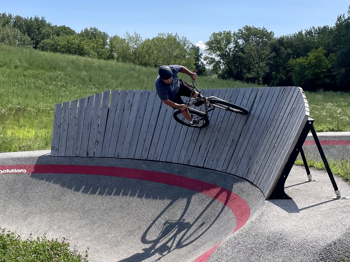 jeffmugs's tweet photo. Gettin’ after it on a Sunday morning #over50bmx #bigmarsh https://t.co/qZRFx6GOJq