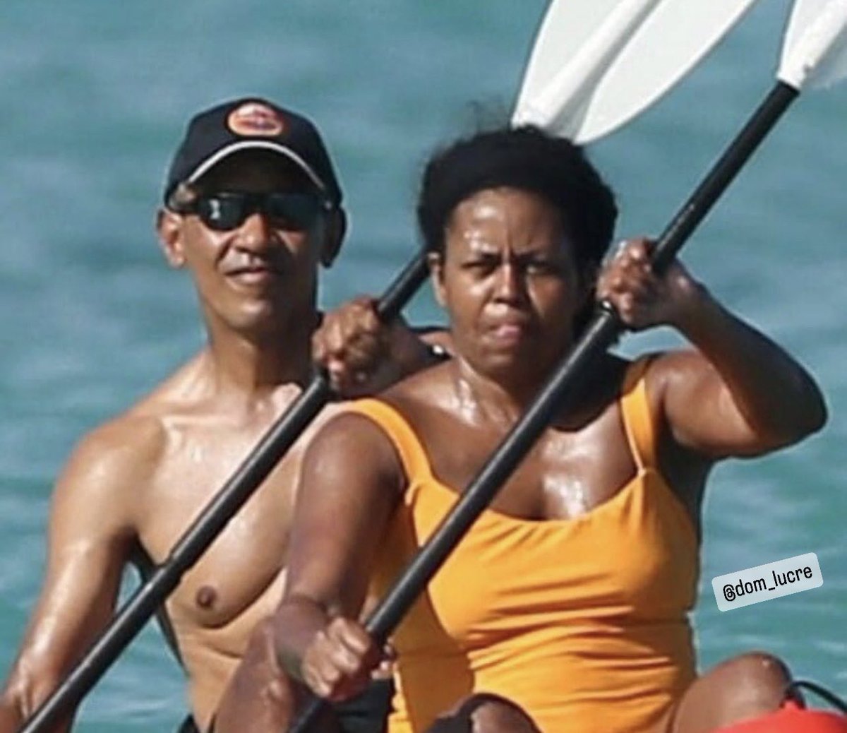 🔥🚨JUST IN: A whistleblower in President Obama’s Literary detail just informed me that Michelle tried to get this photo taken off the internet. “She isn’t in a laughing mood whenever it’s brought up.”