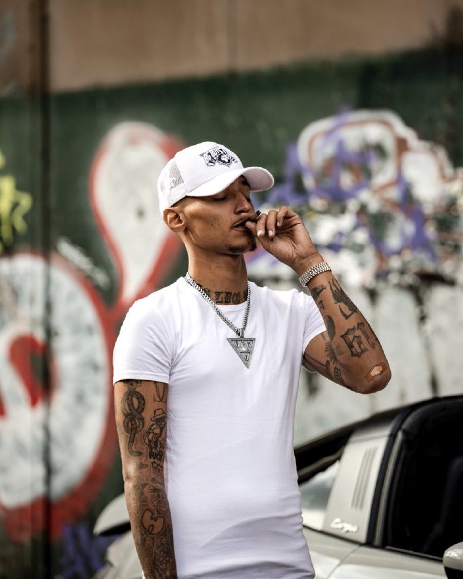DiscoveryDrill's tweet photo. 🚨FREEZE CORLEONE va balancé la tracklist de « L’ATTAQUE DES CLONES » à 5 millions de streams sur « SHAVKAT » 

📸@noemie_lno https://t.co/tE2DrRm03u
