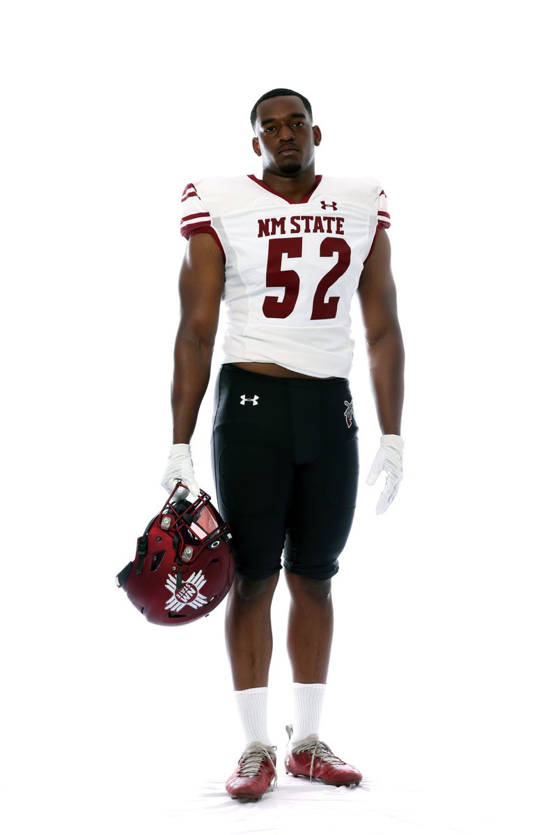 Zyierrr's tweet photo. We’re finally here , it’s time to get💰 @CerritosFB @NMStateFootball https://t.co/K8JfexKENW