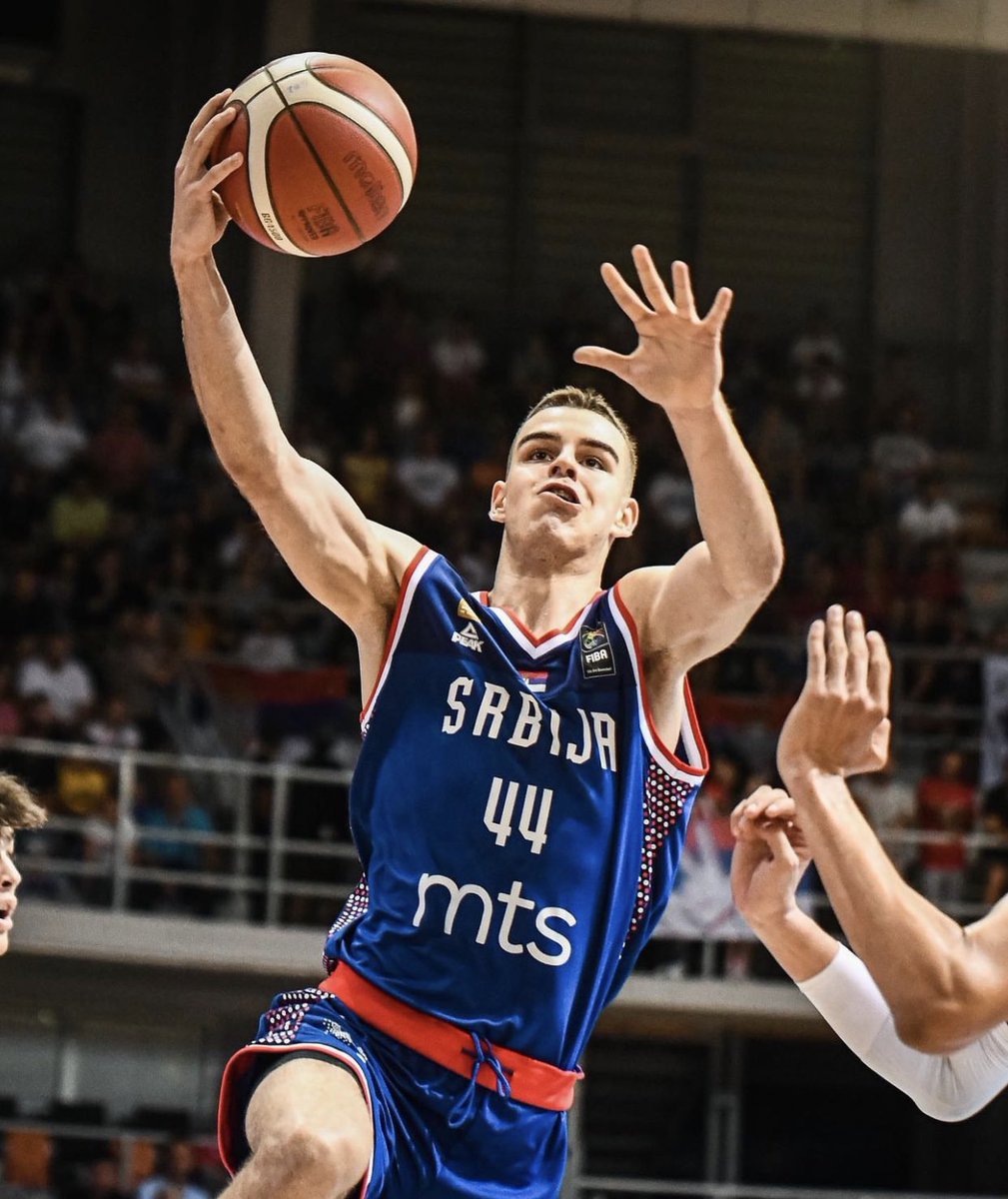 merkurxtip_rs's tweet image. 🏀🇷🇸 Poluvreme Španija - Srbija 40:41

#topictime #U18 #basketball