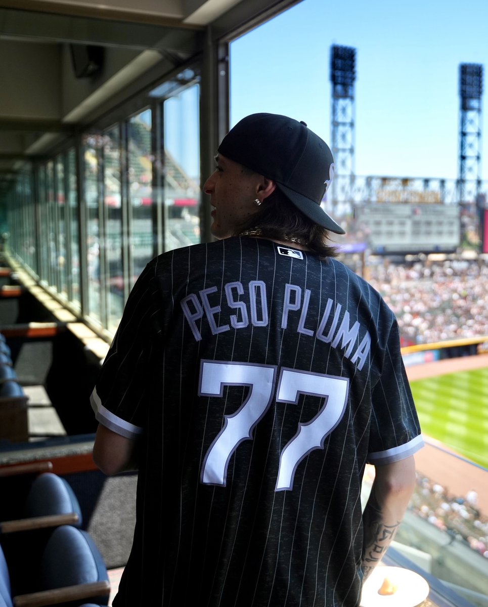 Peso Pluma on the South Side!