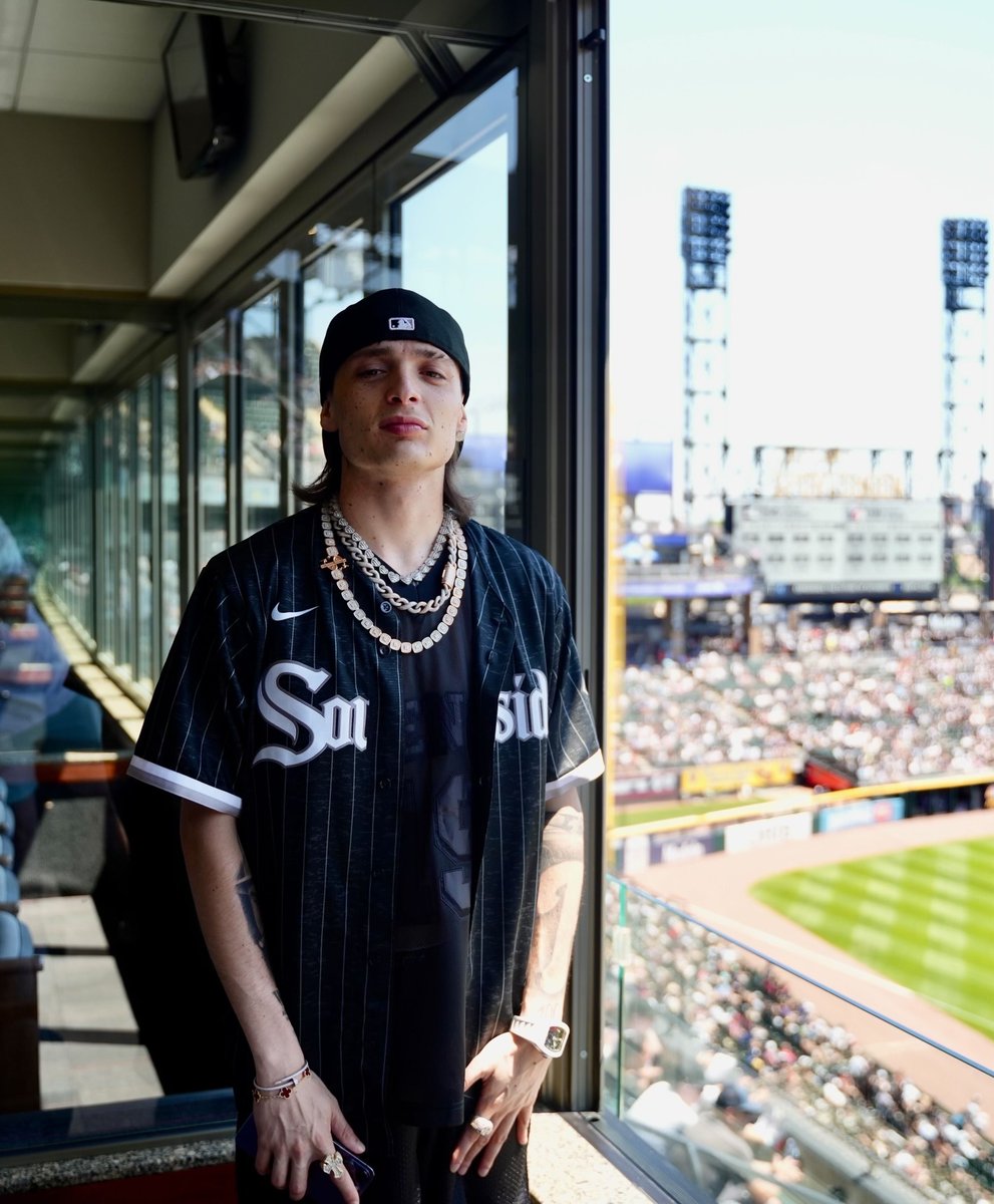 whitesox's tweet photo. Peso Pluma on the South Side! https://t.co/eIoIOz3L7m