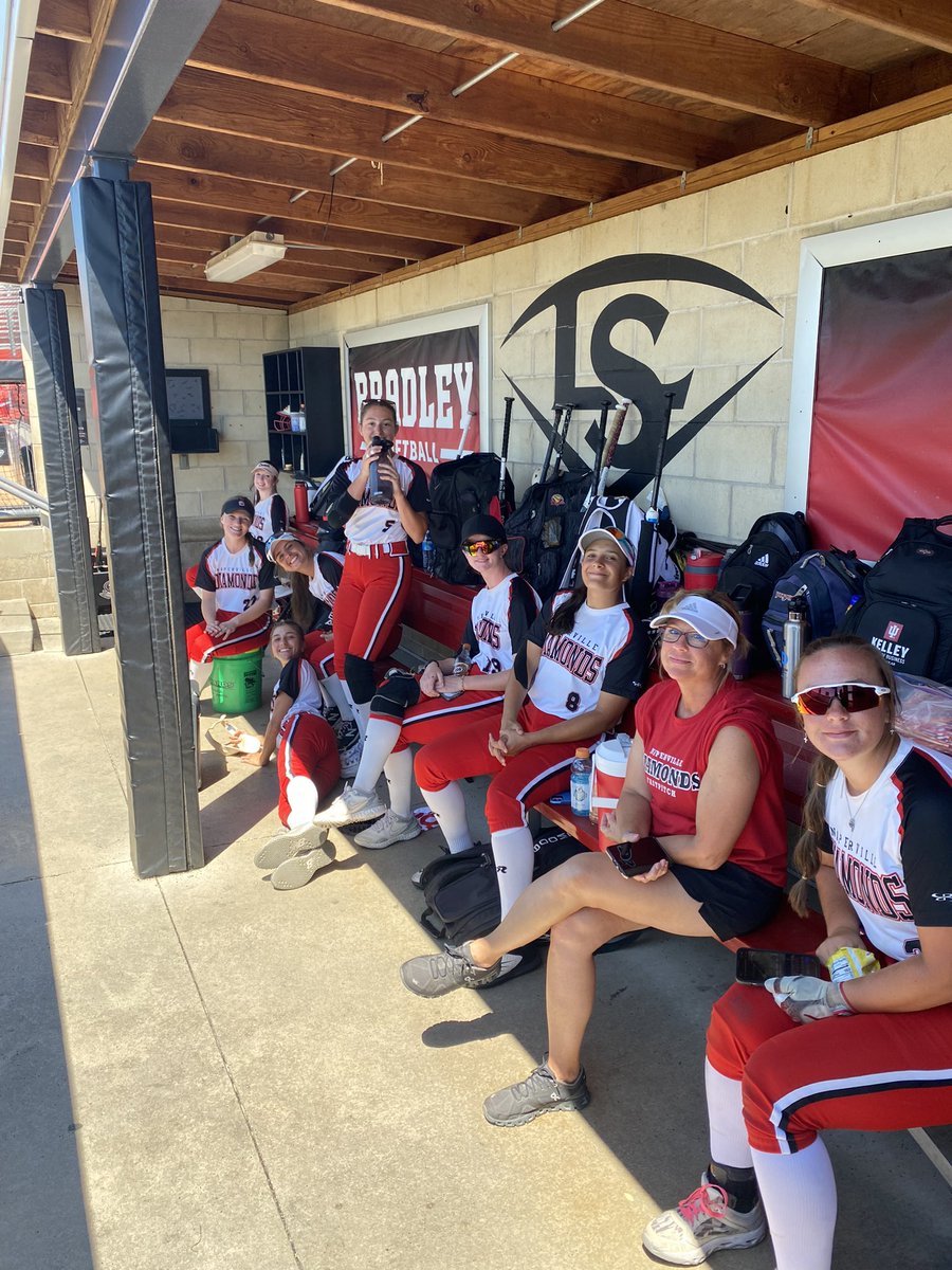 JulieHeitman3's tweet photo. Let’s go 💎! Pushed it to the “if”game! Keep rolling! 💎💪#pixiesticks #beastmode https://t.co/WB7PsrThFq