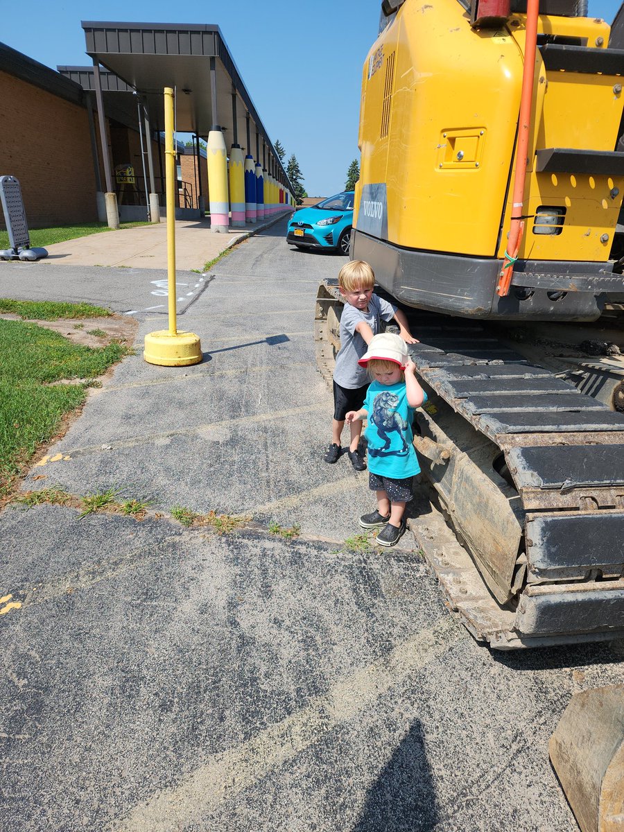 Boys and construction equipment.  #toddlerimagination