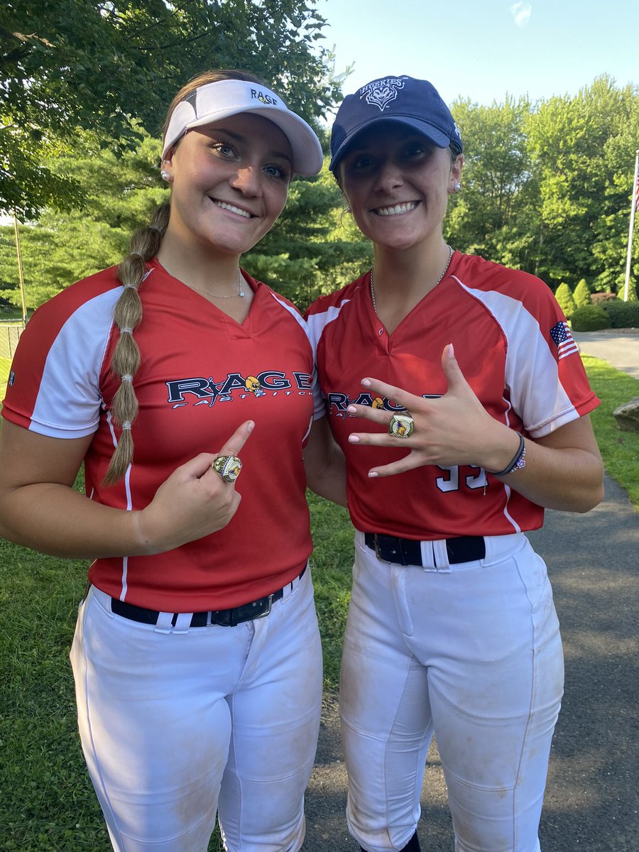 IzzyLevasseur11's tweet photo. Today I played the last game of softball with my sister, my best friend. I'm SO grateful for the unforgettable years we had together on the field. Your drive, dedication, and heart has never failed to inspire me.  I can’t wait to see what more you’ll achieve at USM. Ty #55 ❤️ https://t.co/QCGp7gYwu9
