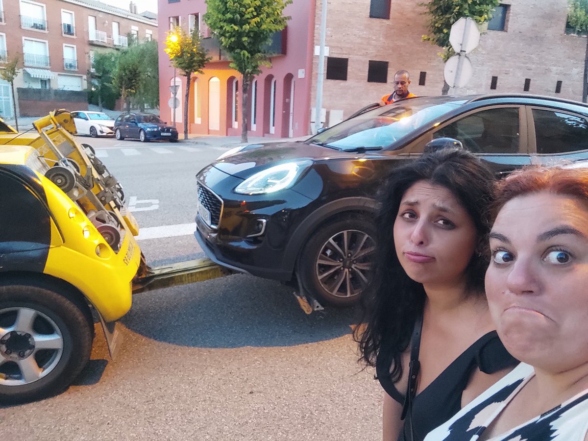 Ana Gavilán (@anagavilancom) on Twitter photo Se acabó el #seoplus23 y no como nos pensábamos... 🤬
Con los pocos kilómetros que nos quedabamos!
<a href="/gisela_bravoc/">Gisela Bravo 🤖</a> hoy va en taxi 🚕 a casa!! Se acabó el #seoplus23 y no como nos pensábamos... 🤬
Con los pocos kilómetros que nos quedabamos!
<a href="/gisela_bravoc/">Gisela Bravo 🤖</a> hoy va en taxi 🚕 a casa!!