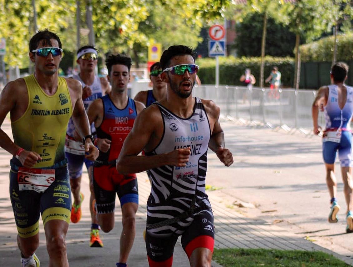 98Alvarito's tweet photo. Finalizó la liga de triatlón y que mejor que con la compañía que tenía! 🙄😻

Del equipo masculino nos llevamos un P.5 muy trabajado y luchado @triatlonsantiago 🔥🦓

Ahora toca desconectar…
🔜☀️⛱️🥑🔥🤠

Gracias como siempre: 
@Trasme_oficial 
@triinforhouse 
@MSC__Oficial https://t.co/23cRJ9rRLp
