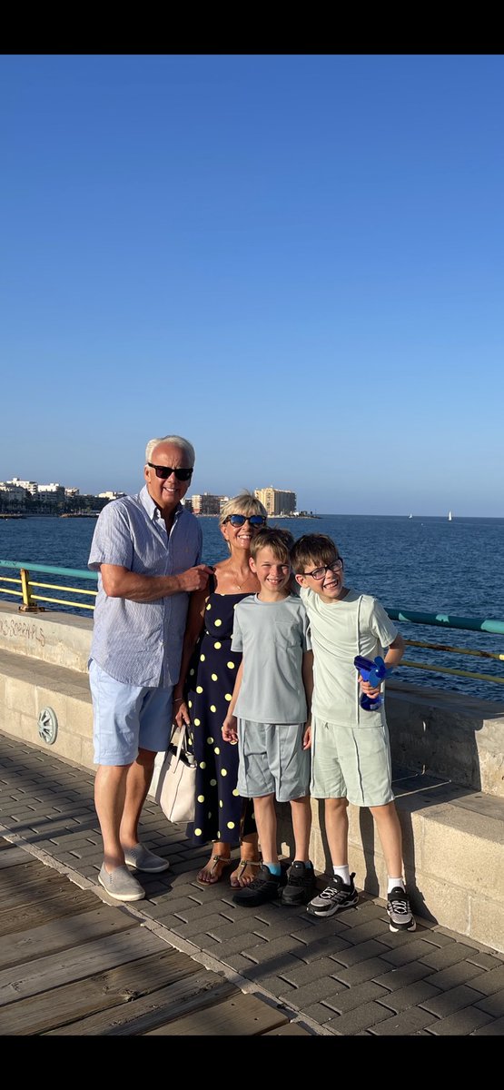 Part 1 of Summer 2023 done. A lovely 10 days in a 🇪🇸 with family and friends. Now for a solo trip to meet my best friend in 🇮🇹 for part 2! 🙌✈️🏖️