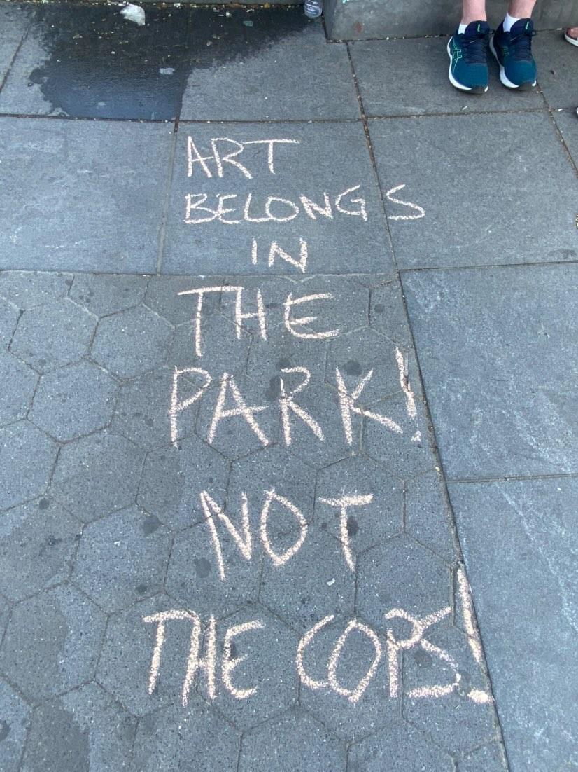 GraffitiRadical's tweet photo. "Art belongs in the park! Not the cops!"

Artists gathered in Washington Square Park on Sunday evening to protest the NYPD’s increasing harassment of vendors in the park. https://t.co/gQ8VYorzXT