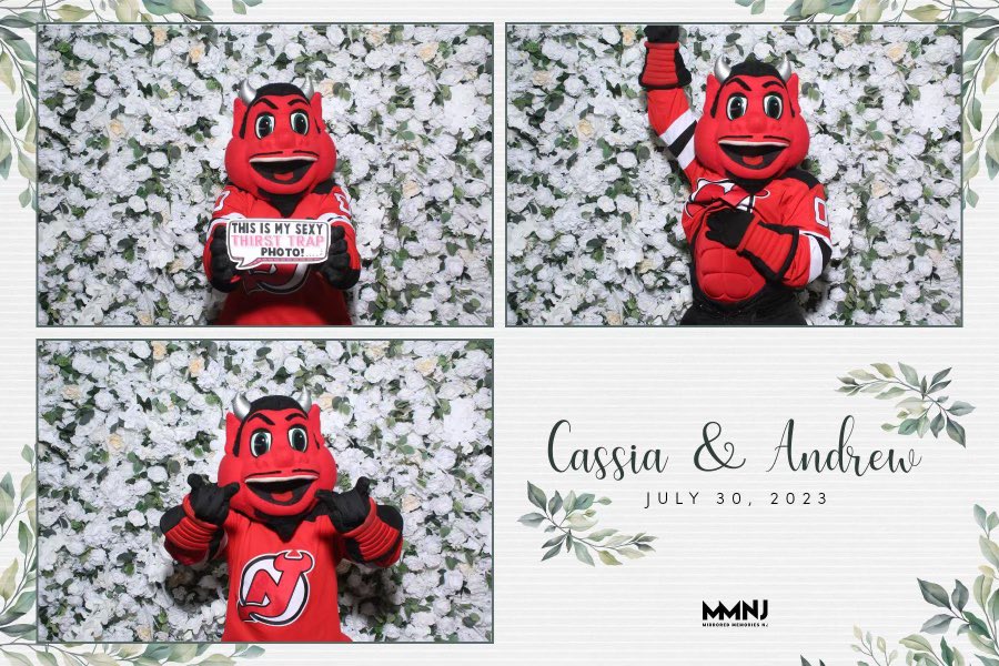 NJDevil00's tweet photo. This was the only sign they wanted me to hold https://t.co/Ij8txuKIz3