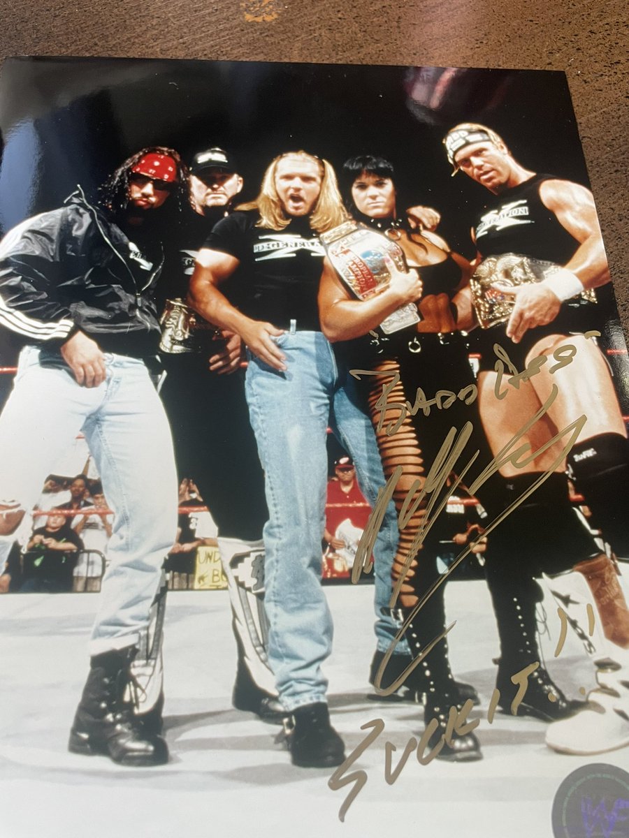 bm0033's tweet photo. Got to meet a 🐐 today @RealBillyGunn
#dx #dxarmy #WWF #AEW https://t.co/EK8zL87dY9