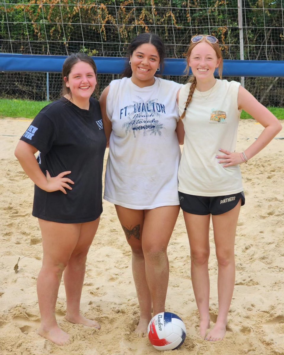 AugustaVolley's tweet photo. The Lady Panthers ditched their shoes, knee pads, and the comfort of an air conditioned hardwood gym and took to the sand for a fun filled team bonding day at Southern Lanes in Alexandria, KY. We really enjoyed the day together. #LadyPanthersVolleyball #IGotYou https://t.co/Y9vaEjsfLM