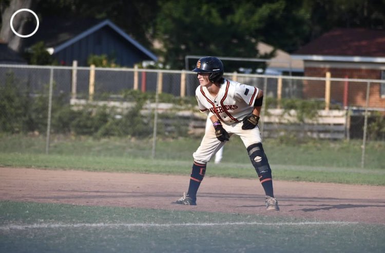 CarsonM20894412's tweet photo. End of 2023 baseball season. 
AB-83
AVG.410
OBP.524
OPS 1.054
SLG.530
1B-27
2B-4
3B-3
@WKU_Baseball 
@EKUBaseball 
@waketechbsb 
@MidwayUBaseball https://t.co/zwxBFl5BvD