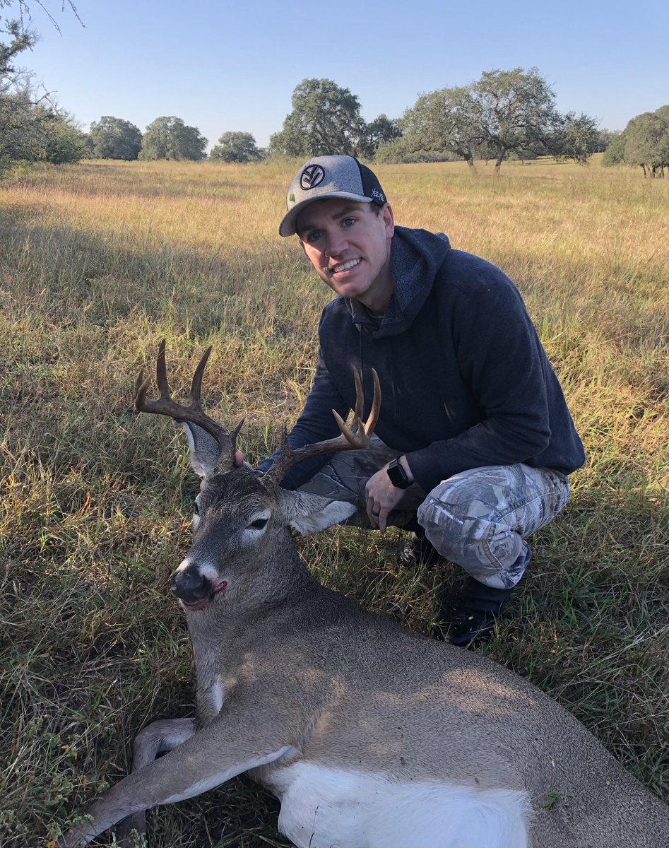 bryantblakley's tweet photo. I’m ready for this season! #10Point #Buck https://t.co/qowN8JvF20