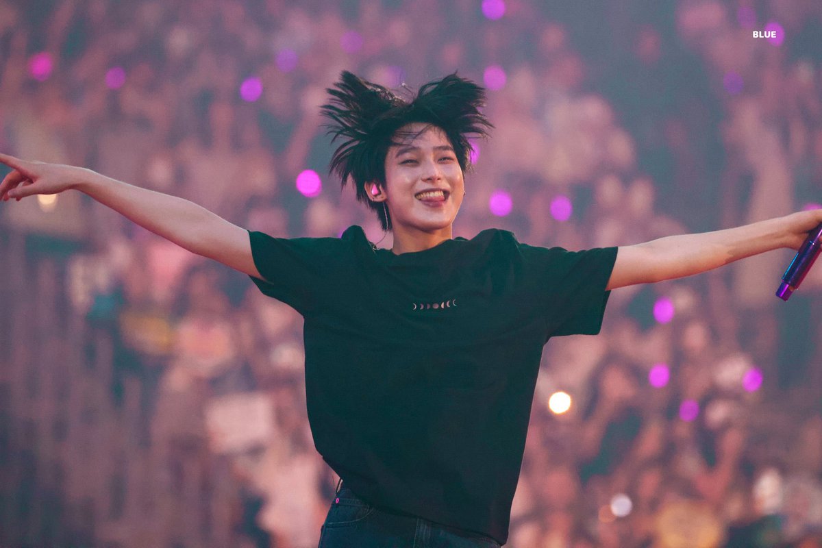it’s the happiest version of sunoo when he’s on stage.