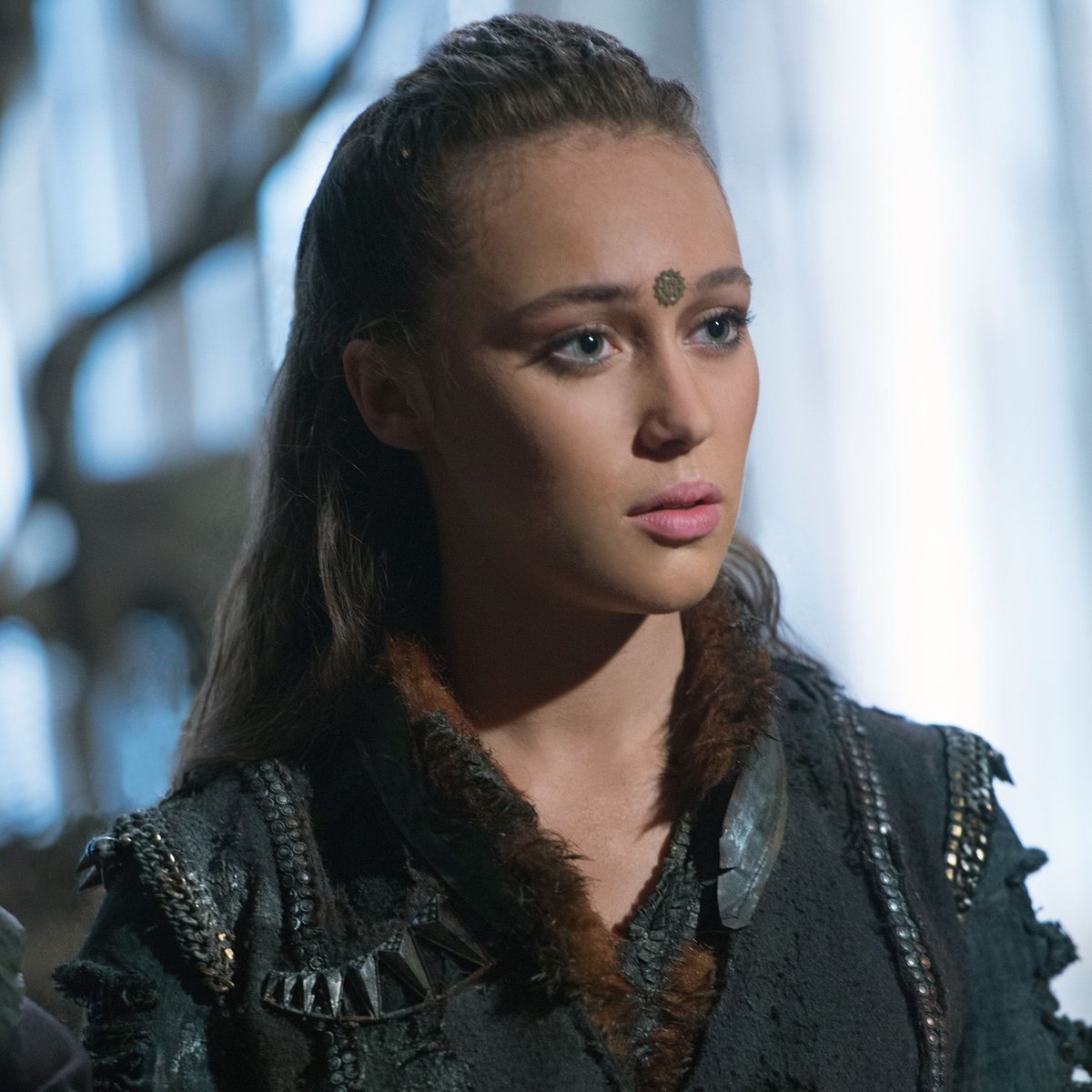 sboficial's tweet photo. TOP PERSONAGENS LGBT+

15 • Lexa (The 100)